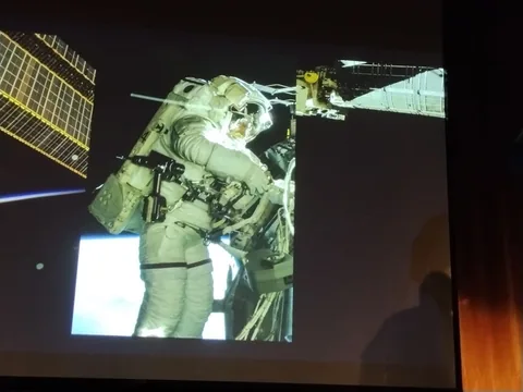 Galaxias capturadas por el telescopio Hubble en una región diminuta del cielo.